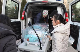 班玛县妇婴监护型护送