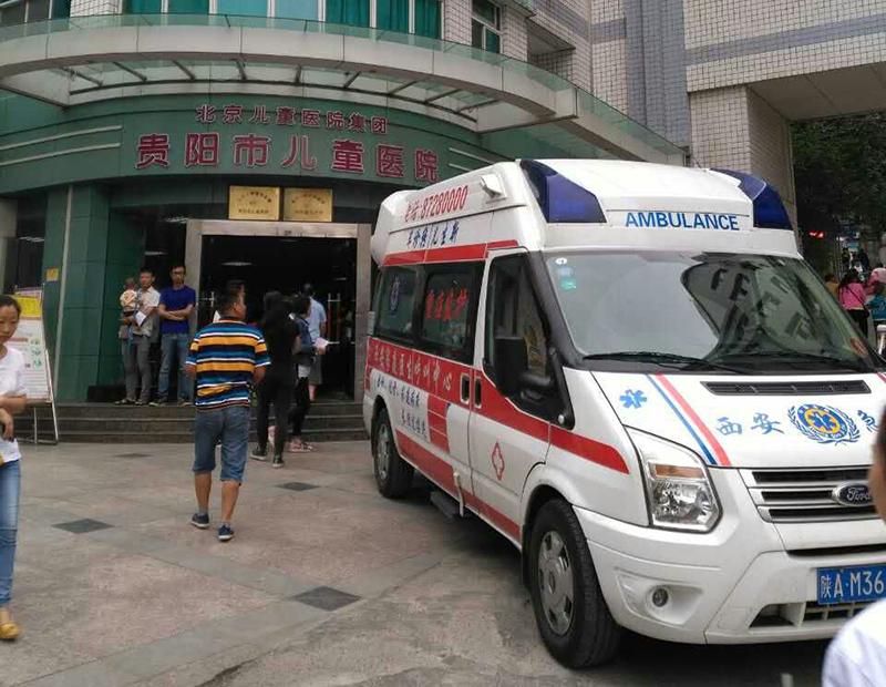 班玛县救护车转院