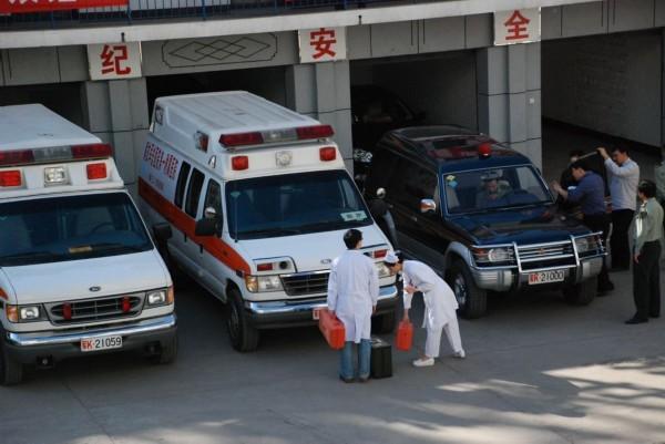 班玛县救护车转院